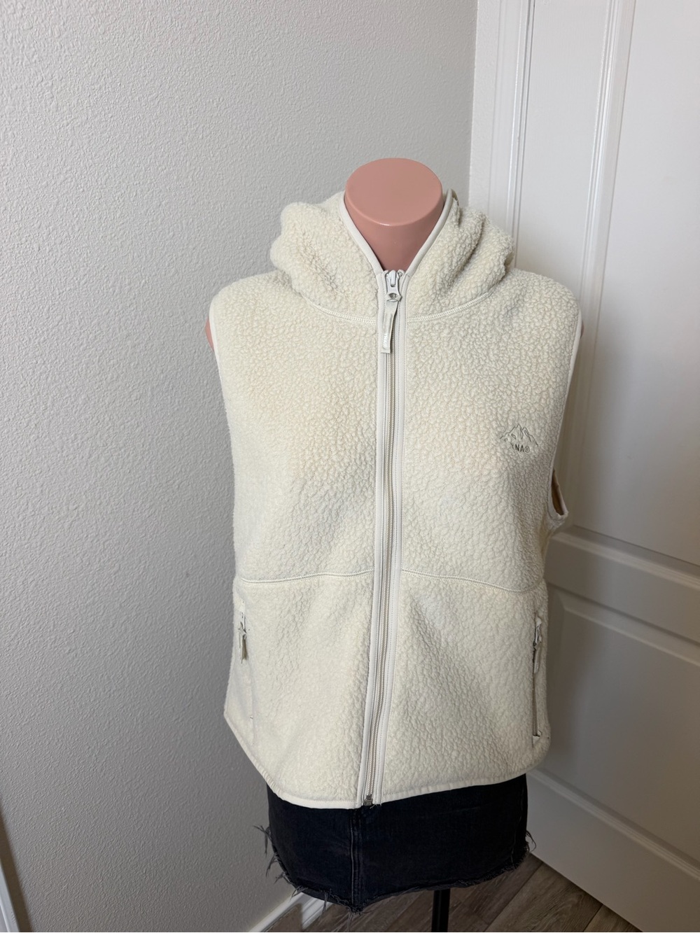 TNA Cream Polartec Thermal Pro Boulder Sherpa Hooded Vest - Zip Front